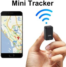 Accessoires Locator GPS Antitheft magnétique mini-GPS Locator Tracker GSM GPRS Dispositif de suivi en temps réel Package de sac noir