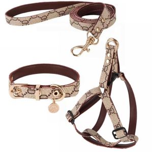 Accessoires Step in Dog Harness Designer Dogs Collar Laisses Set Laisse classique en cuir à carreaux pour petit chat moyen Chihuahua Bulldog Caniche 33ess