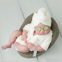 Accessoires Tiny Baby Girl Boy Photo Shoot Flanel Bathroben Outfits met hoofdbanden Pasgeboren fotografie Props Baby poseren schietkleding