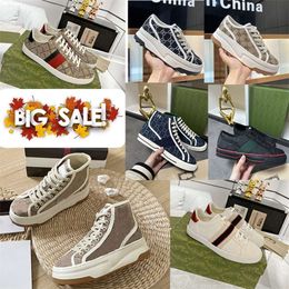 Ace Designer Ryhton Tennis Bee Low Casual Shoe 1977 Trainers Snake Tiger Broidered White Green Stripes Jogging Woman Wonmer