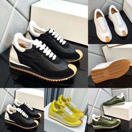 Ace baskets Designer Chaussures en cuir Snake Bee Cartoon Trainers Tiger broderie Italie White Green Stripes Classic Mens Womens Casual Plateforme marche extérieur