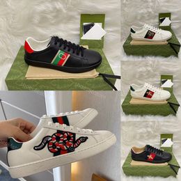 Ace Sneakers Diseñador para mujer zapatos para hombres Bee Low informal Sports Sports Snake Tiger bordado rayas verdes blancas Mujer maravilloso campus Zapato