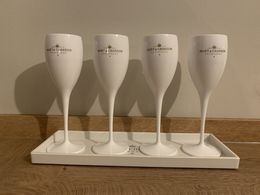 Acrylic Christmas Celebrate Party Wedding plates White Champagne Dishes Cocktail Flutes Goblet Elegant Trays