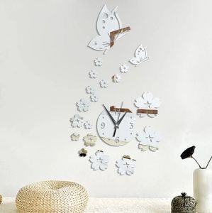 Acryl Spiegel Stickers Wandklok Modern Design Vlinder 3D DIY Klokken voor Meisje Gift Woonkamer Home Decor 240106