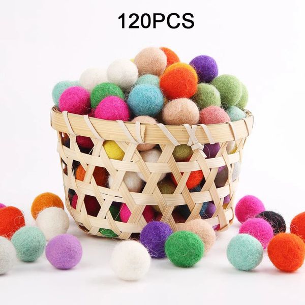 Acrylique plastique Lucite 100 pièces 20mm 100 boules de feutre de laine bricolage accessoires suspendus couleur bonbon Pom balle pour enfants fête artisanat jouets pour enfants 231110