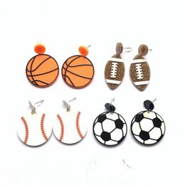 Boucles d'oreilles de sport en acrylique, clous d'oreilles créatifs, pendentif de Football, basket-ball, Baseball, Rugby, accessoires de mode