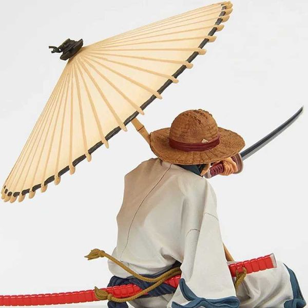 Action Toy Figures 14cm Anime One Piece GK Position assise Holding Umbrella Luffy Top Showdown Animation Action Figure Modèle Enfants Toys Gift