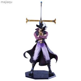 Actie speelgoedfiguren 28cm anime één stuk actie figuur havik-eye mihawk zeven wuhai pop kan van eigenaar veranderen pvc decoratie speelgoedcadeau