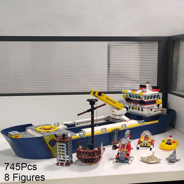 Action Toy Figures 745Pcs Ocean Exploration Ship Steamer Boat Blocs de construction Jouets Modèle Briques Cadeaux d'anniversaire pour enfants Ami 60266 Same 230724