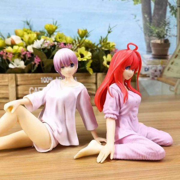 Figuras de juguete de acción Anime The Quintessential Quintuplets Figura Sexy Pijamas Sentado Lindo Modelo Juguete Estático Colección Muñeca