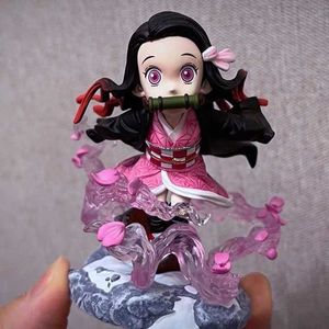 Actie speelgoedfiguren Cute Girl Demon Anime Figuur Kamado Nezuko PVC Actie Figuur speelgoed standbeeld volwassen collectible model poppen cadeau y240516