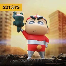 Figuras de juguete de acción Figura grande Crayon Shin Chan Justice y PeaceHeight 12 cm/4.7 pulgadas T240506