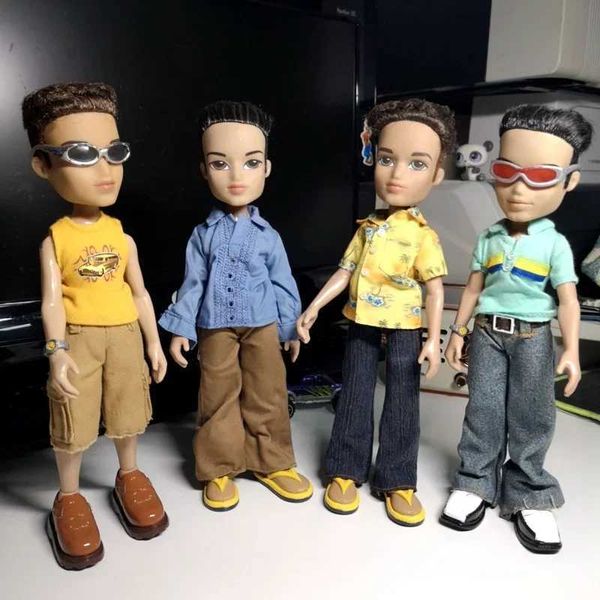 Action Toy Figures Mgabratz Brats Doll Handsome Simulation Hair Boys Girls Modèle Habillage Up Kids Play Toy Toy Action Figure Anime Collection T240506