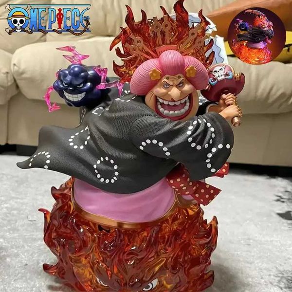 Action Toy Figures One Piece Figure Big Mom Figurine Charlotte Linlin Figures avec Anime Light GK Statue Collection Modèle Doll Toys Toys Kids Gifts T240506