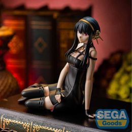 Figuras de juguete de acción Preventa Figura genuina 9 CM Anime SPYFAMILY Yor Forger Princesa de espinas Vestido negro sexy Modelo sentado Muñecas Juguete para regalo Recoger