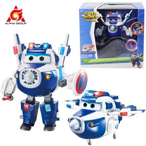 Action Toy Figures Super Wings 6 pouces Deluxe Supercharged Paul Transforming With Police Shield Lights Sounds Deformation Robot Action Figures Toy 230605
