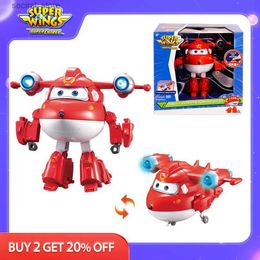 Figures de jouets d'action Super Wings 6 suralimentés de luxe transformant des jouets de bot à plan avec des sons Lights déformation Robot Figures d'action Toy L240402