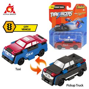 Action Toy Figures Transracers 13 Types 2-en-1 Transformer City Vehicles Mini Flip car Transformé Deux Types Pocket Car Kid Toy Cadeaux d'anniversaire 230605