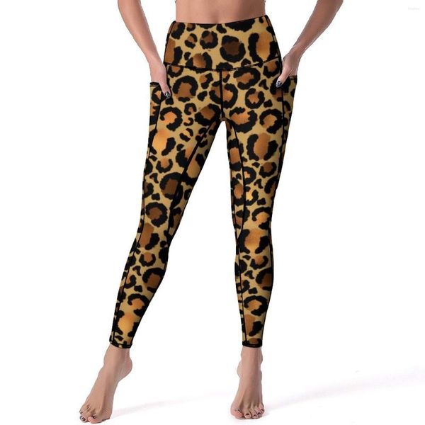 Pantalones activos Elegantes Leggings de leopardo marrón Bolsillos Estampado de animales salvajes Legging de entrenamiento de yoga personalizado Medias deportivas elásticas transpirables