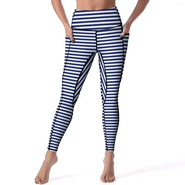 Pantalones activos Leggings de línea azul y blanca de la línea azul marino con bolsas yoga de yoga empuje up entrenamiento legging estética de secado rápido