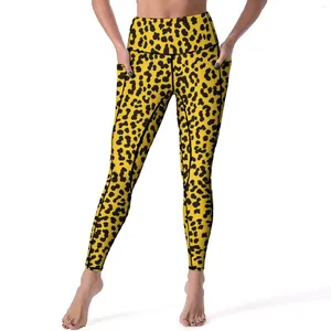 Pantalon actif jaune imprimé léopard Yoga femmes Vintage Style années 80 Leggings taille haute Sexy Legging Design Fitness collants de sport