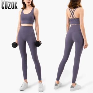 Ensembles actifs 2pcs Set Set Set Set Gym Fitness Vêtements Femme Femme Travail Set Yoga Costumes Sports Bra Crop Top Workout Leggings Sportswear FEL231221