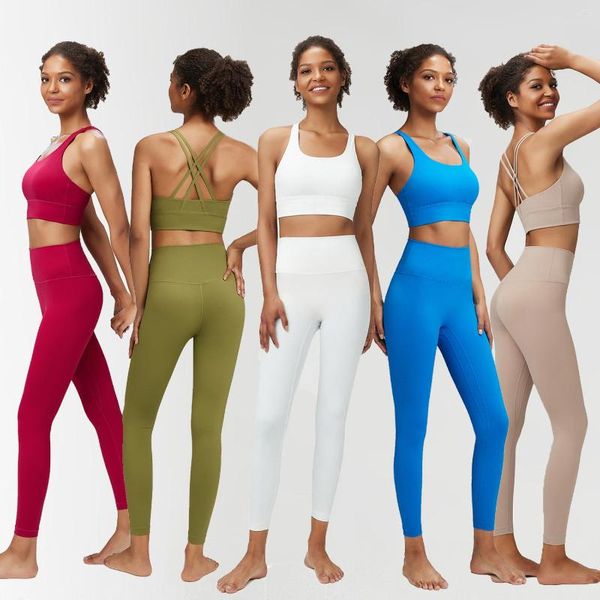 Ensembles actifs Lycra Ensemble de yoga pour femmes 2 pièces Survêtement classique Gym Fitness Costume Femmes Plus Size Leggings Soutien-gorge de sport Vêtements de sport pour femmes