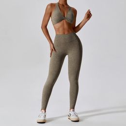 Actieve sets Naakte yogaset Naadloze sportkleding voor dames Workout Sneldrogend Running Exercise Athletic Wear Legging Fitness BH Crop Top Suits