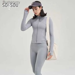 Actieve sets SOISOU Nylon Yogakleding voor dames, leggings, sexy bh's, bralette, shirt, jas, korte sets, gym, fitness, sportkleding, trainingspak voor damesL231221