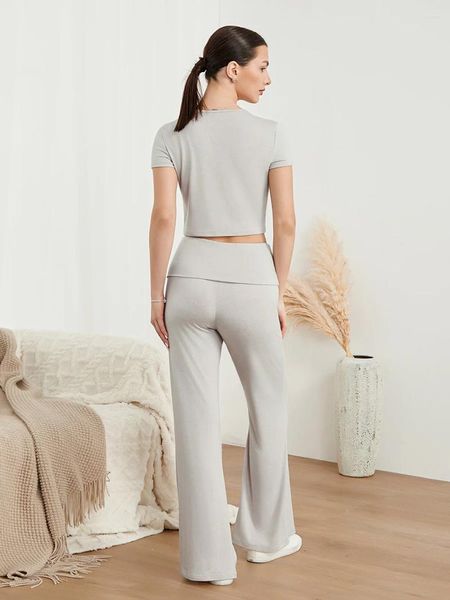 Conjuntos activos Conjunto de salón de 2 piezas Y2K para mujer, tops cortos de manga corta y pantalones acampanados, chándal de yoga plegable de talle bajo