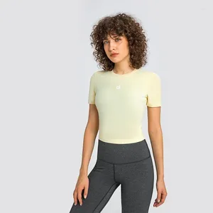 Actieve shirts al vrouw korte mouw met korte mouw met hoge elastische en ademende fitness yoga-kleding voor vrouwen slanke t-shirts met korte mouwen met korte mouwen