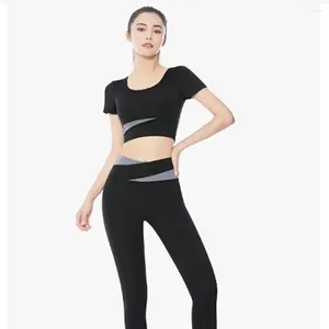 Actieve shirts bh-pad workout t-shirts trendy slanke slanke fit crop top met korte mouwen zomer zomer