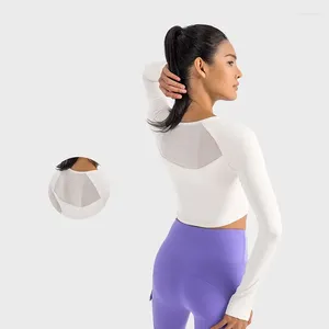 Chemises actives Logo femmes à manches longues haut court avec trou pouce col carré Fitness maille Yoga intégré soutien-gorge coussinets femme vêtements de sport