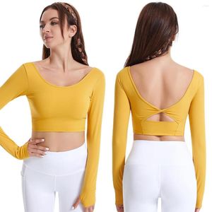 Chemises actives Sexy Backless Inner Paded Yoga Crop Top Femmes Manches Longues Gym Workout Trous De Pouce Séchage Rapide Anti-Sueur Running Sports Shirt