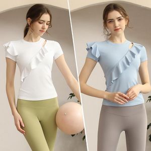 Chemises actives Sports Femmes Gym Vêtements Workout T-shirt à manches courtes avec Lotus Hem Soft Nylon Yoga Tops Femme Sportswear Salopette