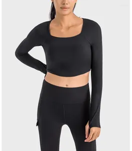 Chemises actives Top à manches longues pour femmes avec poitrine de gym de gym yoga porter sport pour femmes vêtements de jogging extérieur cols carrés de sports de sport