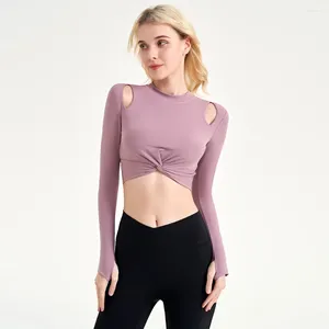 Chemises actives Femmes Yoga Crop Tops avec coussinets de poitrine Trou pour le pouce Super extensible Sports doux à manches longues Slim Fit T-shirts sexy à séchage rapide