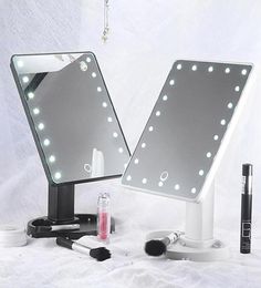 LED ajustable 1622 LED Iluminados Espejo Táctil Pantalla táctil Portable Azlete Portable Lámpara de mesa Cosmética Mirador cosmético Herramienta 6838235