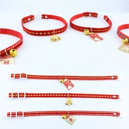 Verstelbare kattenketting Nieuwjaar Chinese stijl Pet Collar Safety Dog sieraden met belhanger voor kittenpuppy huisdieren accessoires