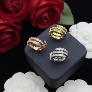 Anillo de diamante de víbora de diseñador ajustable, joyería de moda de lujo de alta calidad para parejas, aniversario y amor