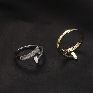 Verstelbare set trouwring ontwerper merk sieraden cadeau ring 18k goud vergulde lente meisjes bruiloftsfeest diamantring ontwerper roestvrijstalen sieraden groothandel