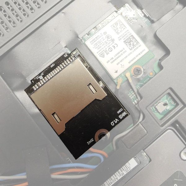 ADT-Link ordinateur portable M.2 B Key to SD 4.0 Converter Board Prise