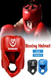 Volwassen bokstraining Beschermende versnellingsstijl Grappling helm ingesloten Muay Thai Fighting Head Guard6826673