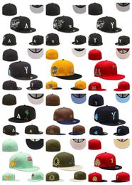 Chapeaux ajustés pour adultes Chapeau de créateur Chapeaux ajustés de baseball Classique Noir Couleur Hip Hop Chicago Sport Casquettes de conception entièrement fermées Chapeau Stitch Heart Hustle Flowers Casquette New Era