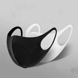 Volwassen Ice Silk Masks Solid Gezicht Masker Mode Earloop Neutrale Mond Cover Outdoor Dusticht Ademend Shield LT17