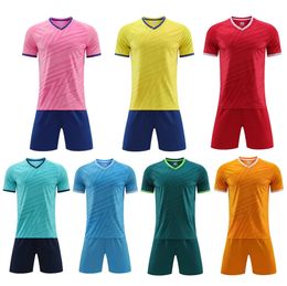 Adulte Enfants Football Jersey Hommes Garçon Personnaliser Uniformes De Football Kit Vêtements De Sport Futsal Sportswear Survêtement Enfant y240318