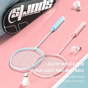 Adulte Professional Full Carbon Badminton Racket Light Training 5U / G4 Offensive et défensive String Hand Glue Racquet 2PCS 240523