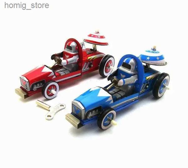 Serie de adultos Estilo retro Toy Metal Metal F1 Racing Car Sports CHOLL Reloj Trabajo de trabajo Modelo de juguete RETO RETRO Y240416