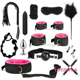 Juguetes para adultos Juego de sexo de personajes Kit Bdsm Juguete de estimulación para adultos Mujer Hombre esposas pinza para pezones Látigo Sexo Metal Anal Plug vibrador conjunto