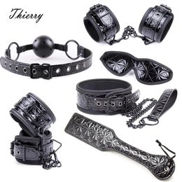 Juguetes para adultos Thierry Crimson / Black Tied Ultimate Bondage Kit con los ojos vendados Bola Gag Collar Muñeca y tobillo Puños Paddle Nalgadas Juguetes sexuales 231115